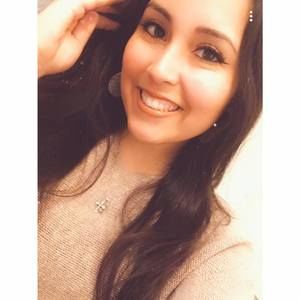 Meet your Posher, Elia